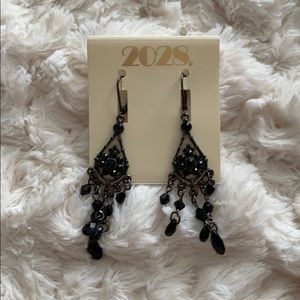 Dangle earrings